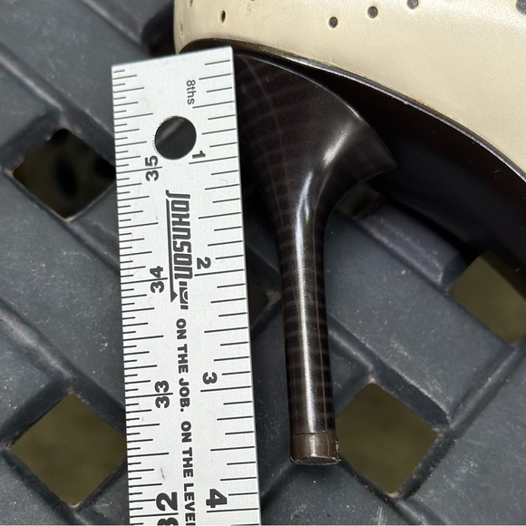 Carlos by Carlos Santana Leather Heels 9m Beige w Laser Cut outs. Made inBrazil - Picture 7 of 9